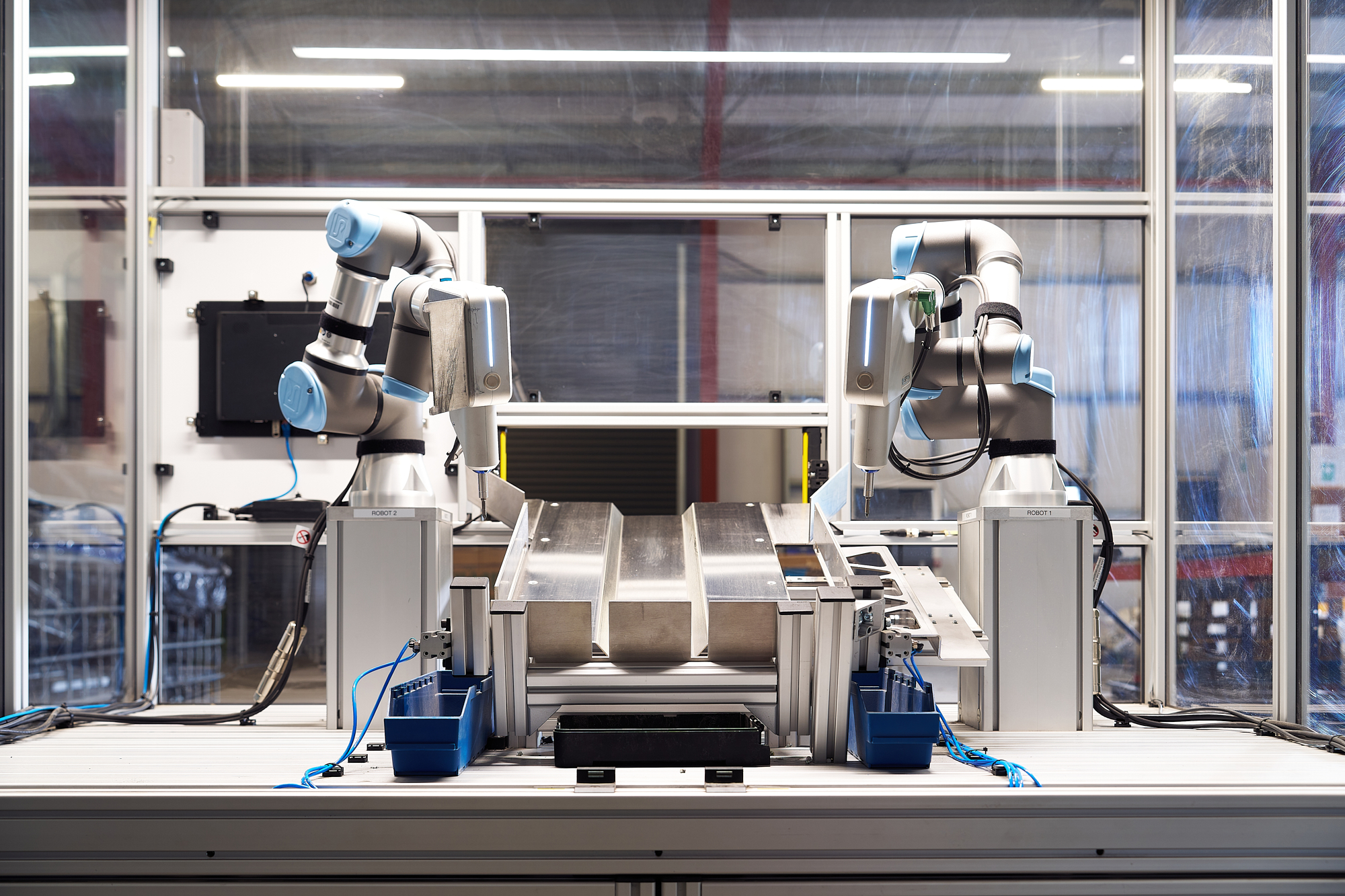 E-waste Robot Cell for electronic Disassembly